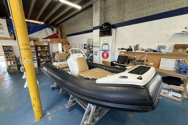 13-ft-Highfield-2026-Sport 390- Holland Michigan United States  yacht for sale