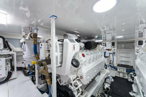 Hammerheads 54ft Viking Yacht For Sale