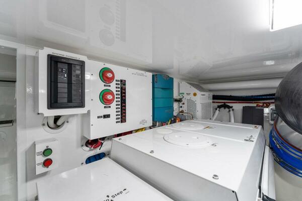 Hammerheads 54ft Viking Yacht For Sale