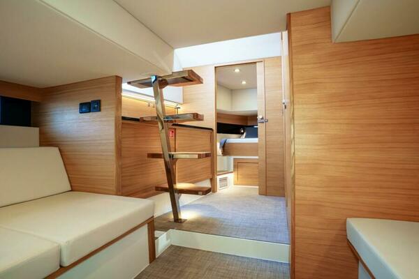 42ft De Antonio Yacht For Sale