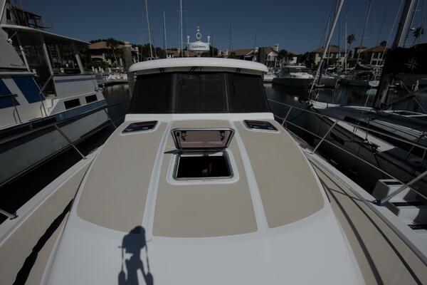 FLIGHT LEVEL ZERO 38ft Sabre Yacht For Sale