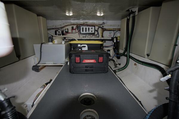 FLIGHT LEVEL ZERO 38ft Sabre Yacht For Sale