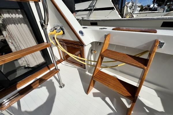 35ft Viking Yacht For Sale 35ft Viking Yacht For Sale