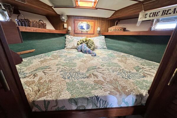 35ft Viking Yacht For Sale 35ft Viking Yacht For Sale