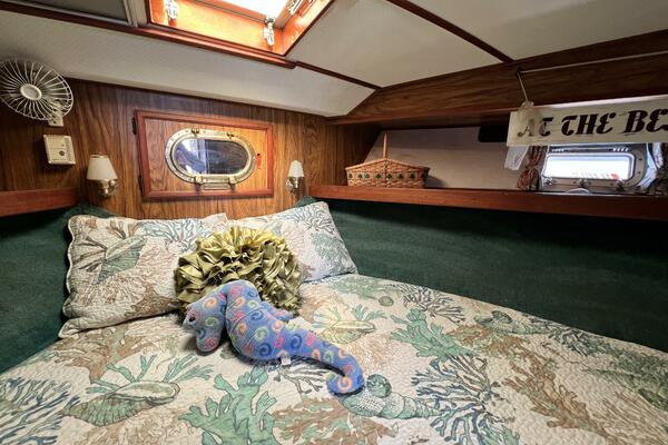 35ft Viking Yacht For Sale 35ft Viking Yacht For Sale