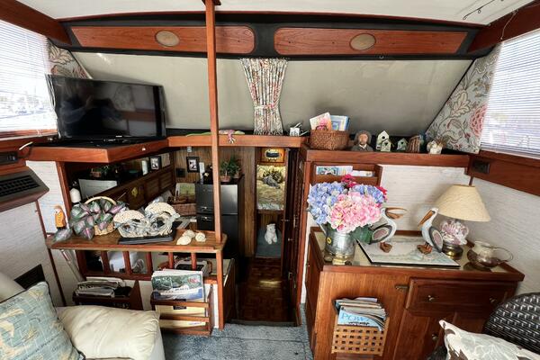 35ft Viking Yacht For Sale 35ft Viking Yacht For Sale