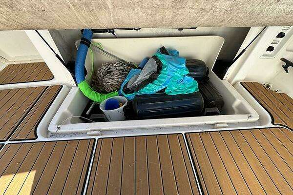 Photo of the 2000 Tiara Yachts 3500 Open "Music Is Her Name"