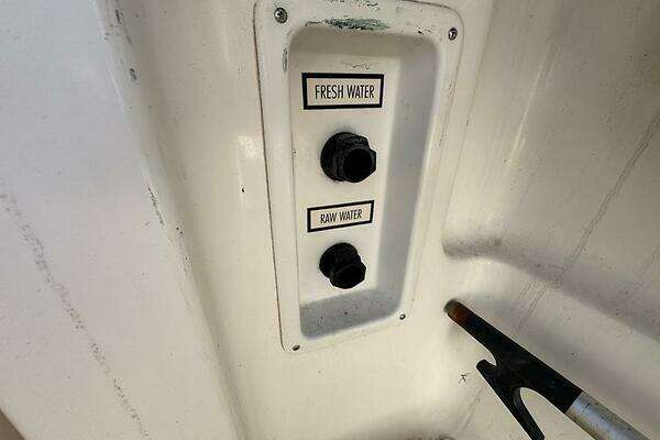 Photo of the 2000 Tiara Yachts 3500 Open "Music Is Her Name"