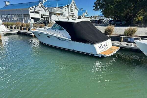 35-ft-Tiara Yachts-2000-3500 Open-Music Is Her Name Hampton Virginia United States  yacht for sale