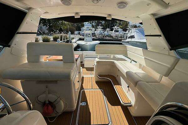 Photo of the 2000 Tiara Yachts 3500 Open "Music Is Her Name"