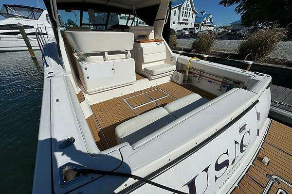 Photo of the 2000 Tiara Yachts 3500 Open "Music Is Her Name"