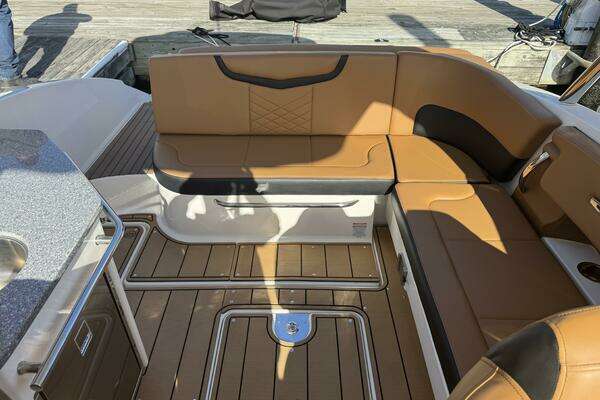 Chaparral 347 SSX Yacht For Sale