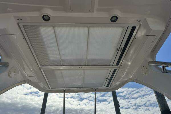 Chaparral 347 SSX Yacht For Sale