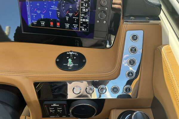 Chaparral 347 SSX Yacht For Sale