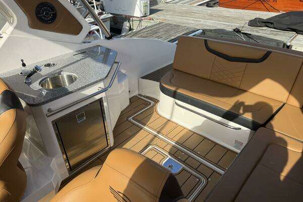 Chaparral 347 SSX Yacht For Sale