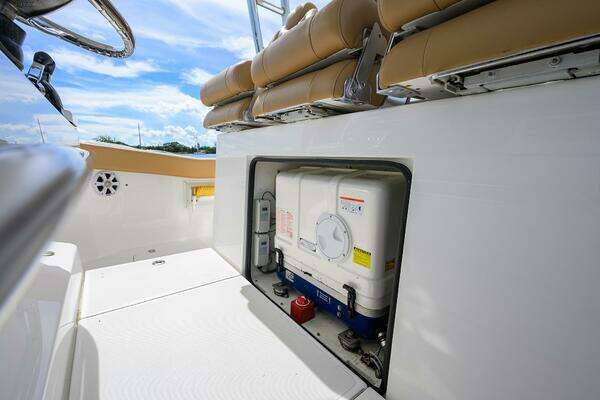 Buddy Davis 42 Center Console Yacht For Sale