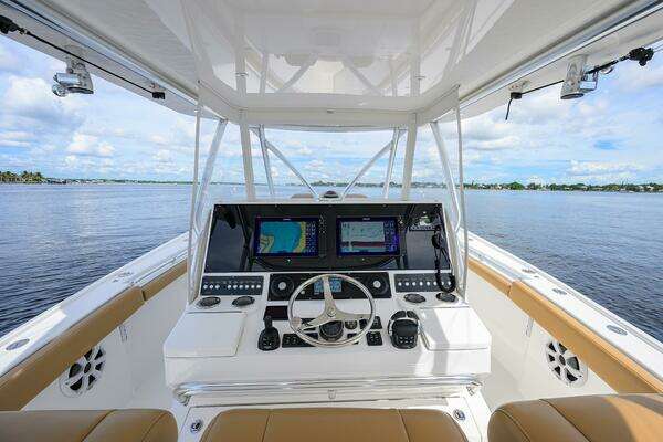 Buddy Davis 42 Center Console Yacht For Sale