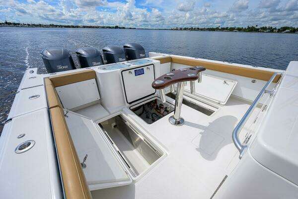 Buddy Davis 42 Center Console Yacht For Sale