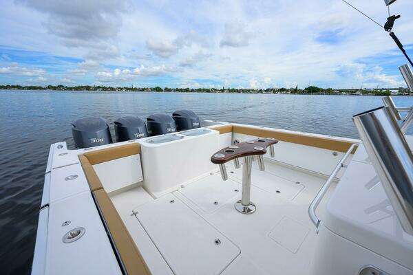Buddy Davis 42 Center Console Yacht For Sale
