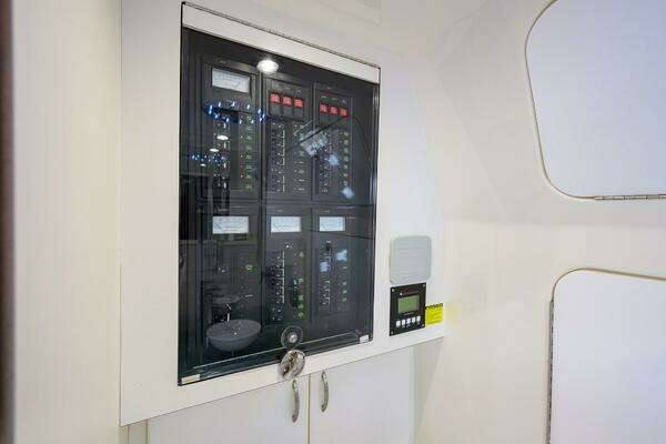 Buddy Davis 42 Center Console Yacht For Sale