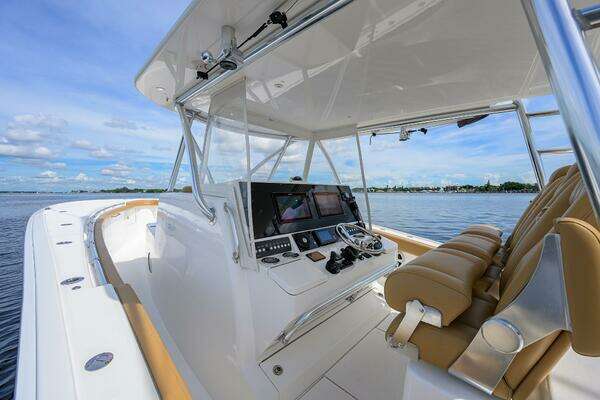 Buddy Davis 42 Center Console Yacht For Sale
