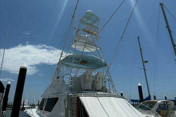 Photo of the 1990 Hatteras 45 Convertible