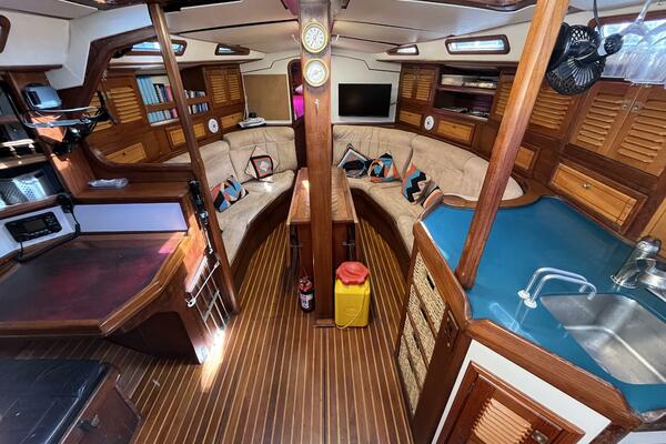 Calypso II 43ft Med Marine Yacht For Sale