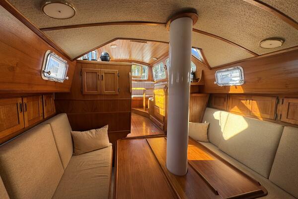 CONDOR 37ft Truant Yacht For Sale