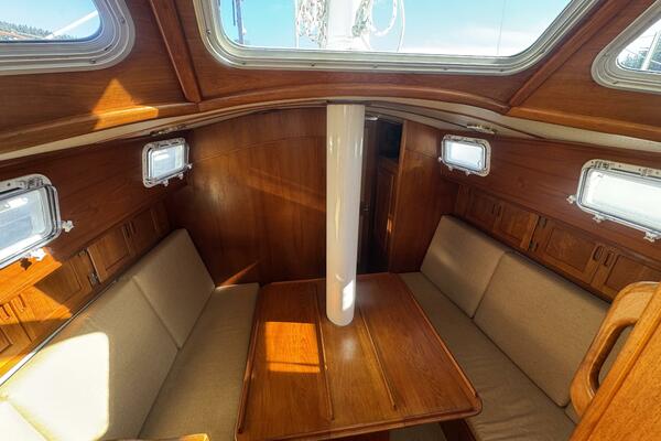 CONDOR 37ft Truant Yacht For Sale