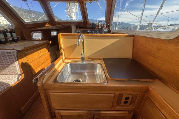 CONDOR 37ft Truant Yacht For Sale