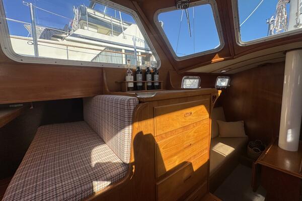 CONDOR 37ft Truant Yacht For Sale