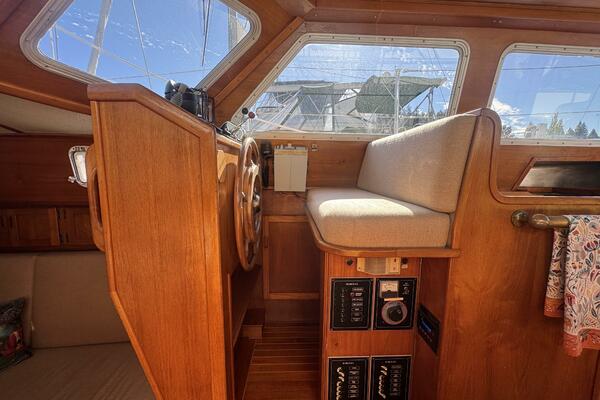 CONDOR 37ft Truant Yacht For Sale