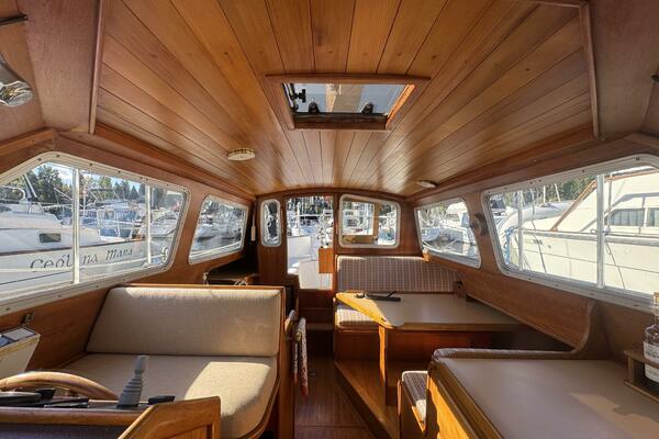 CONDOR 37ft Truant Yacht For Sale