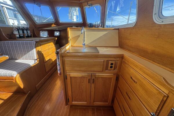 CONDOR 37ft Truant Yacht For Sale
