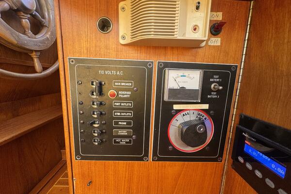 CONDOR 37ft Truant Yacht For Sale