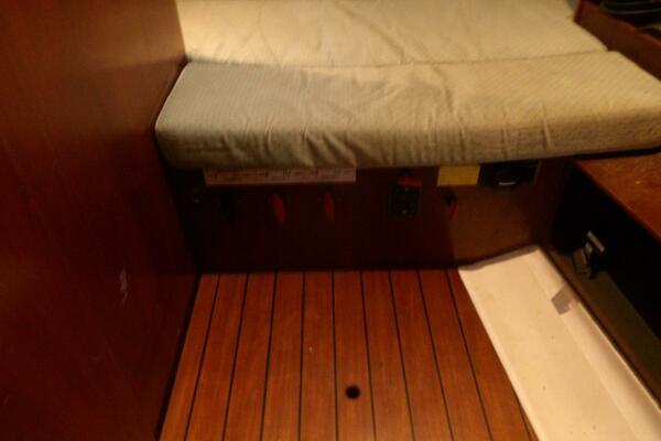 Fleetwing 42ft Beneteau Yacht For Sale Fleetwing 42ft Beneteau Yacht For Sale