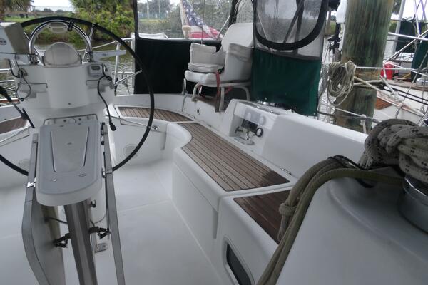 Fleetwing 42ft Beneteau Yacht For Sale Fleetwing 42ft Beneteau Yacht For Sale