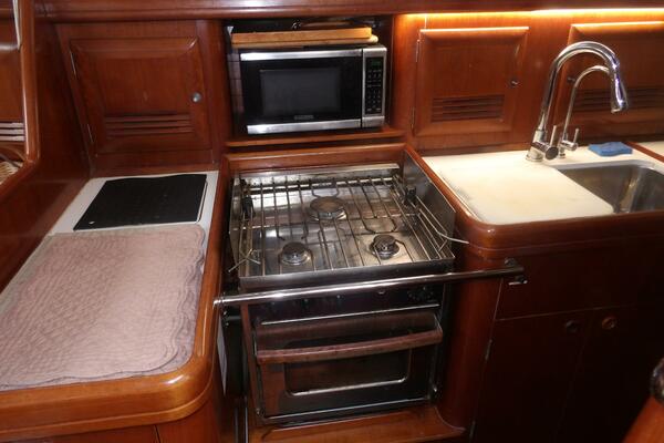 Fleetwing 42ft Beneteau Yacht For Sale Fleetwing 42ft Beneteau Yacht For Sale