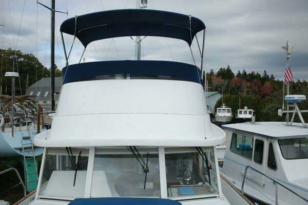 Beneteau Swift Trawler 42 Yacht For Sale