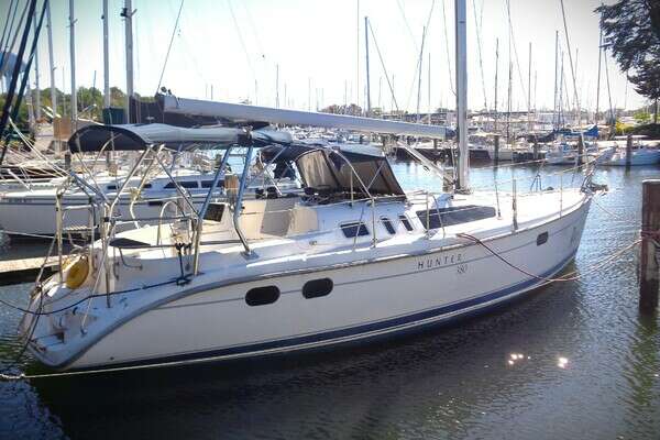 38-ft-Hunter-2001-380-RIGEL Annapolis Maryland United States  yacht for sale 38-ft-Hunter-2001-380-RIGEL Annapolis Maryland United States  yacht for sale