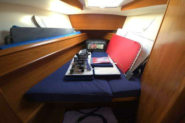 Luthien 42ft Jeanneau Yacht For Sale