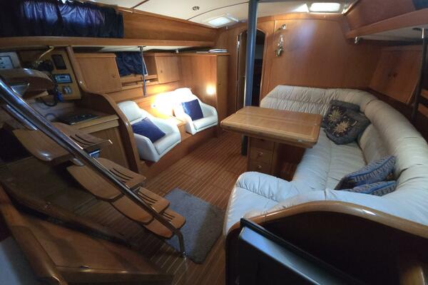 Luthien 42ft Jeanneau Yacht For Sale