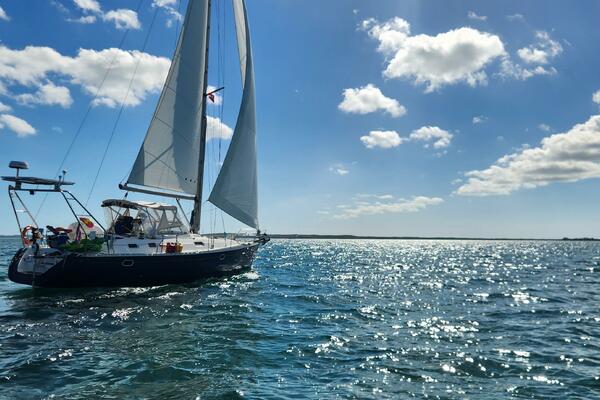 Luthien 42ft Jeanneau Yacht For Sale