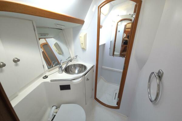 Luthien 42ft Jeanneau Yacht For Sale