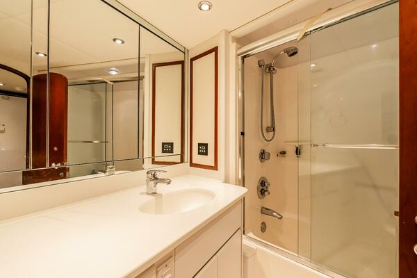 VIP Suite Ensuite VIP Suite Ensuite