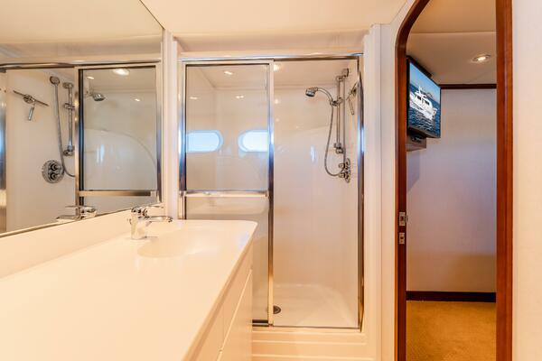 VIP Stateroom Ensuite VIP Stateroom Ensuite