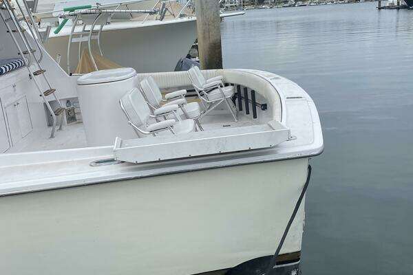 Hatteras SF 52 Yacht For Sale