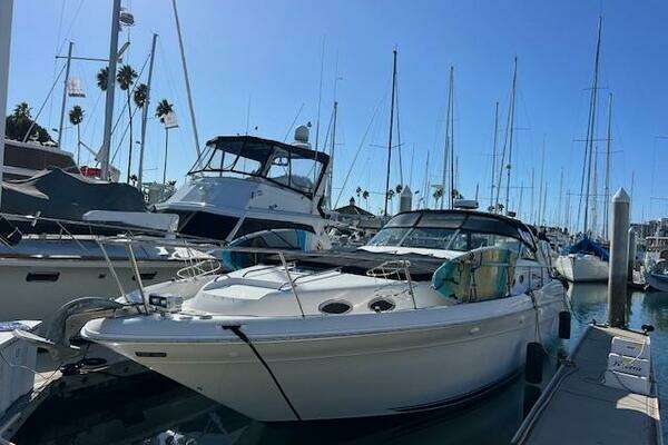 Sea Ray Sundancer Yacht For Sale