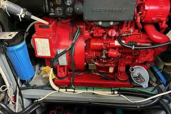 Sea Ray Sundancer Yacht For Sale