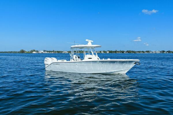 2023 Cobia 30 Center Console